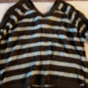 Long sleeve knit sweater